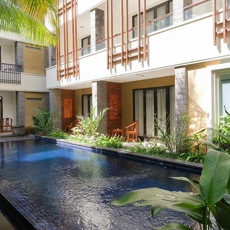 Swiss-Belinn Seminyak Exterior photo